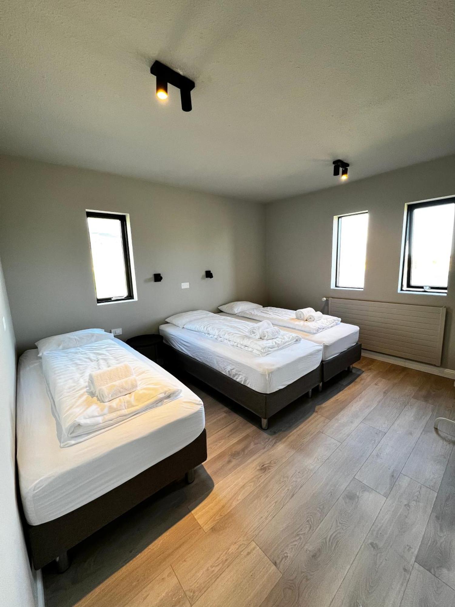 The Greyhouse "Big Apartment" Хофн Экстерьер фото
